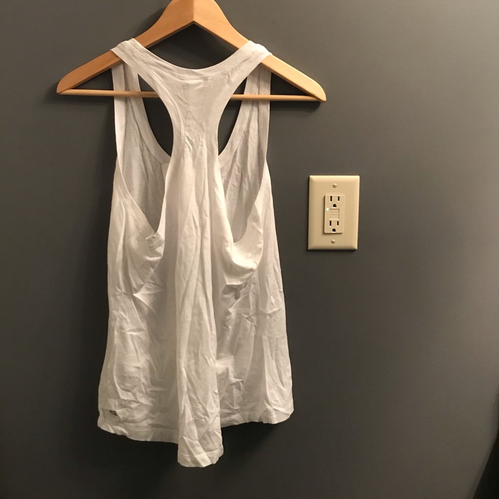 White Fabletics Aventura racerback tank